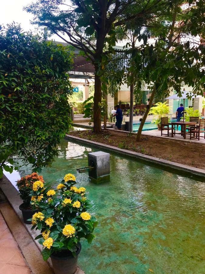 Diamond Suite Pattaya Exterior foto